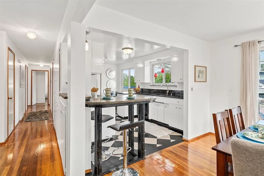 Building Photo - 1940 S 244th St