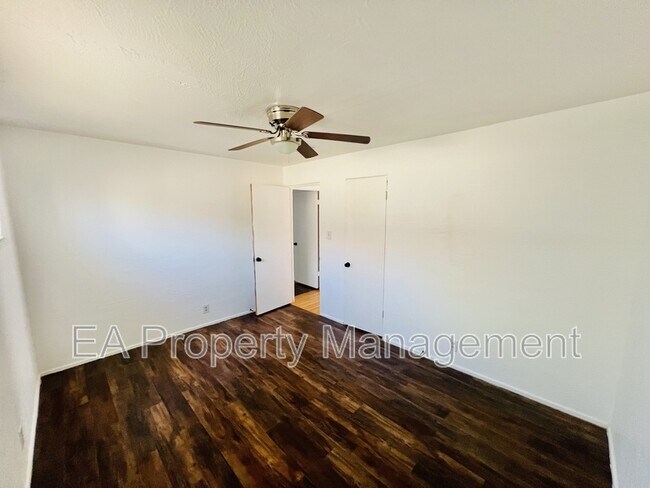 Building Photo - 1129 Georgia St SE