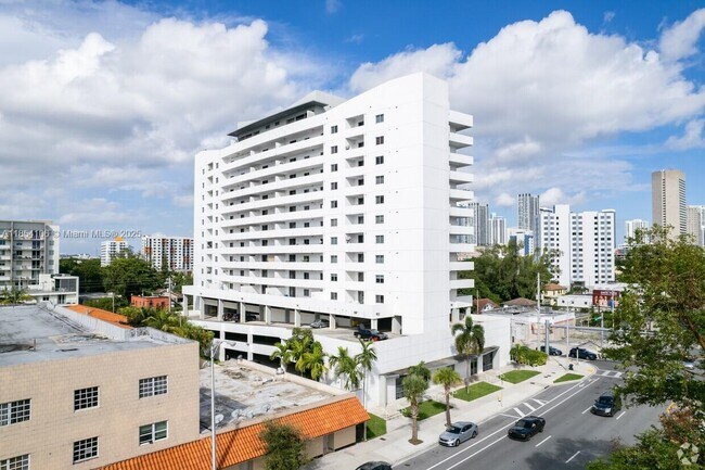 Primary Photo - 36 NW 6th Ave