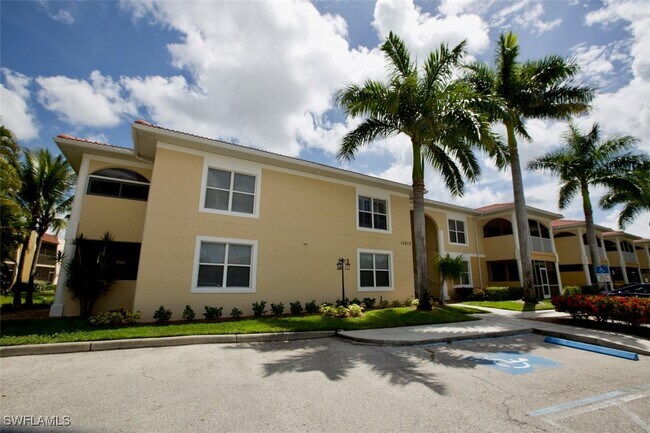 Building Photo - 12515 McGregor Blvd