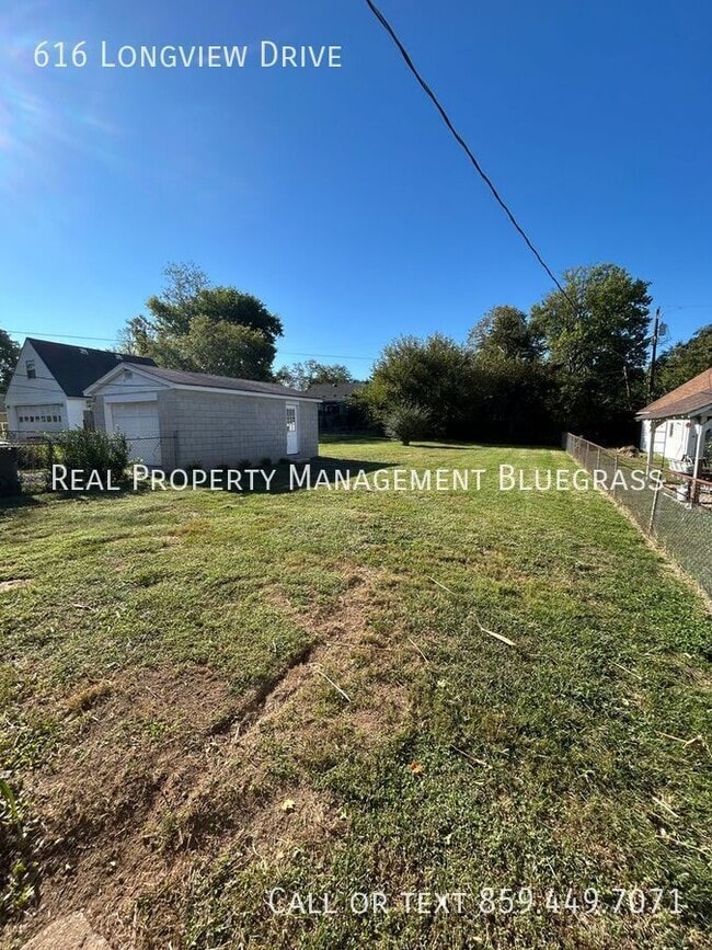 Building Photo - 616 Longview Dr