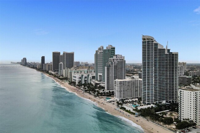Building Photo - 3101 S Ocean Dr
