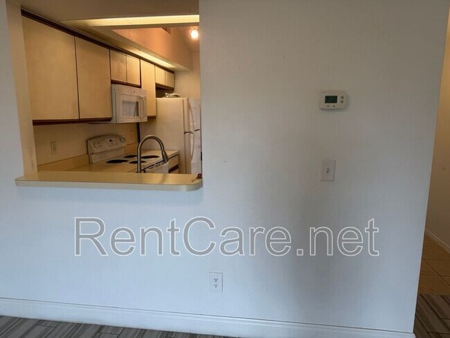 Building Photo - 1239 Lucaya Cir