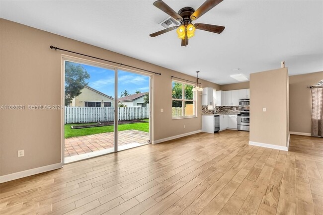 Building Photo - 15740 NW 16th Ct