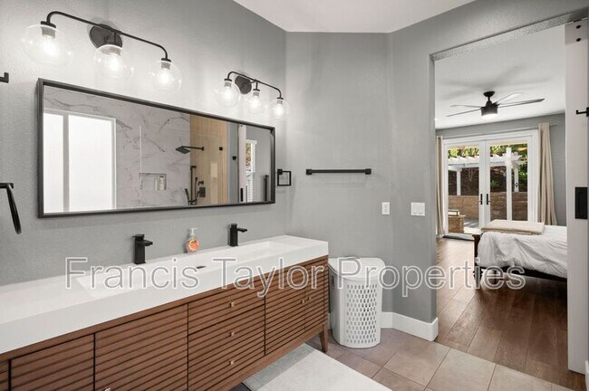 Building Photo - 285 Oak Valley Ln