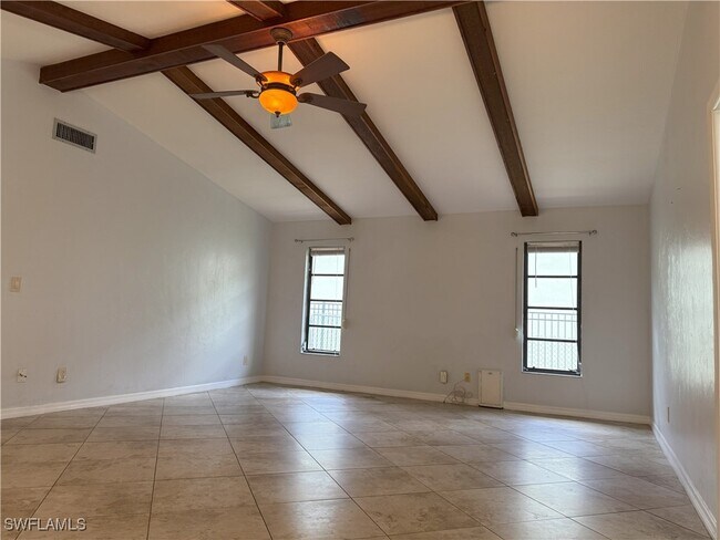 Building Photo - 4029 SW 5th Pl