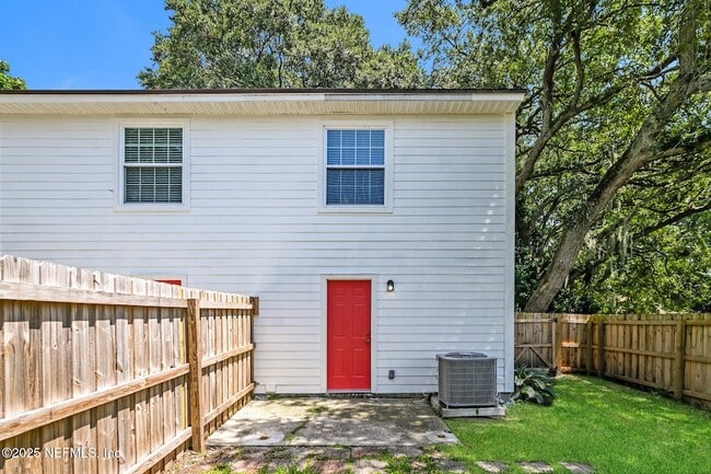 Building Photo - 2224 Marsh Point Rd