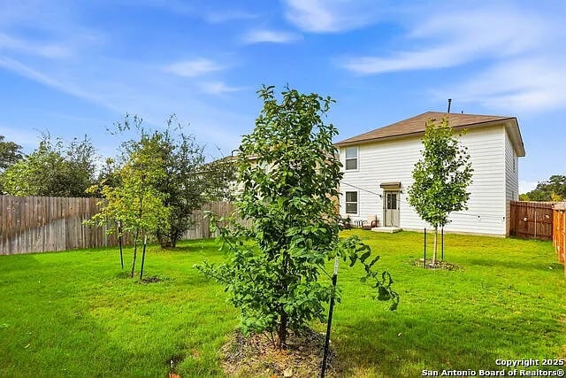 Building Photo - Room in House on Navidad Pike