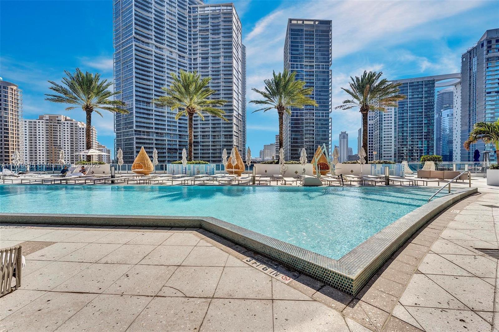 Building Photo - 200 Biscayne Boulevard Way