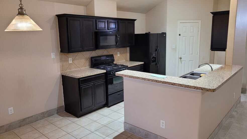 Building Photo - 12930 Echo Landing Dr