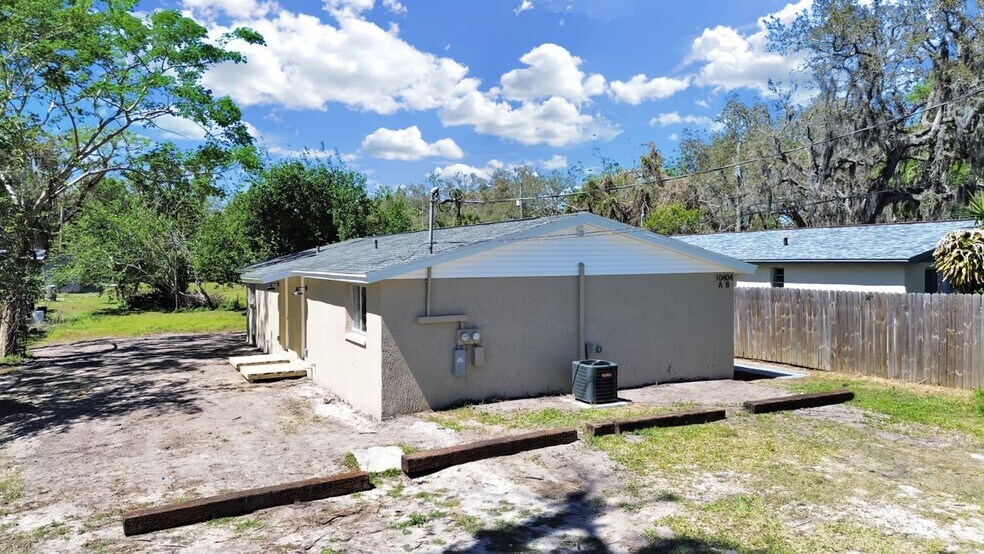 Building Photo - 10404 Hershey Rd
