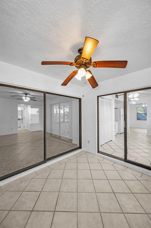 Building Photo - 10626 Longwood Dr
