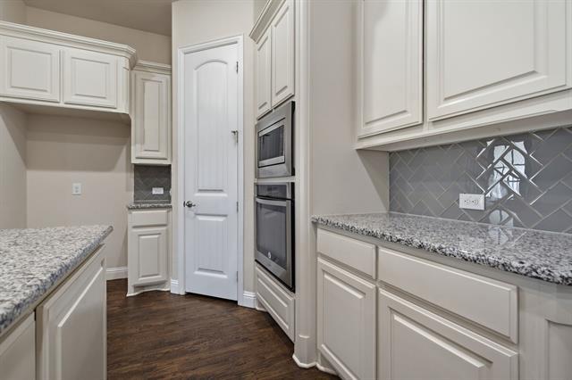 Building Photo - 2533 Gramercy Park Dr