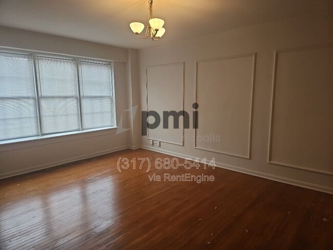 Building Photo - 1 W 28th St