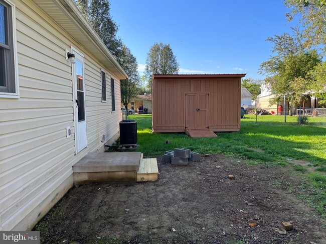 Building Photo - 162 S Marshall St