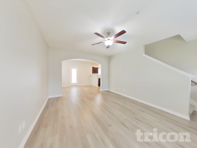 Building Photo - 415 Middleton Ln