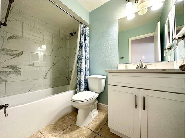 Building Photo - 1116 Timberbend Cir