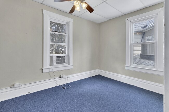 Building Photo - 455 Dallas St