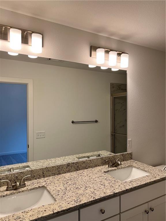 Building Photo - 554 N Cresswell Dr