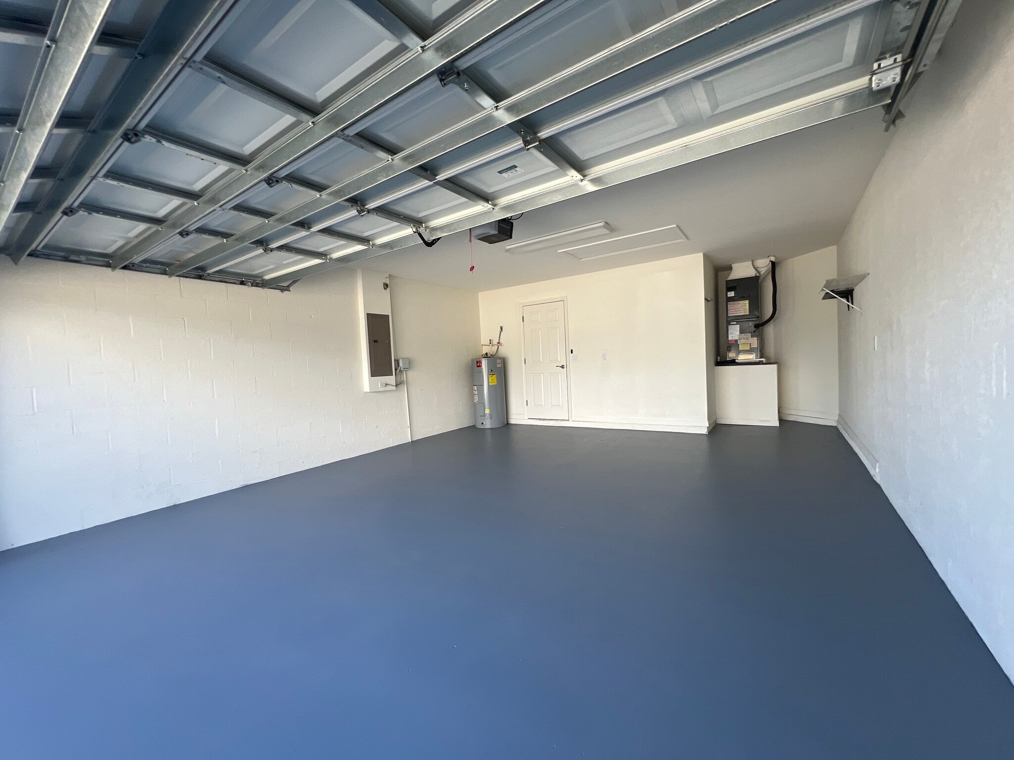 Building Photo - 900 Kingfisher Dr