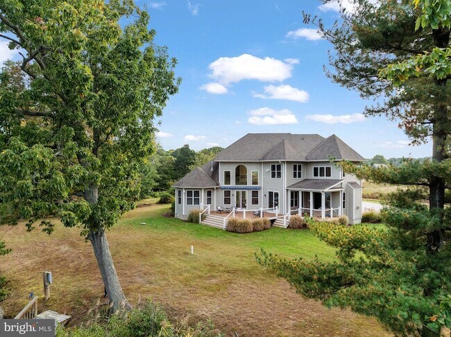 Building Photo - 1576 Bay Head Rd