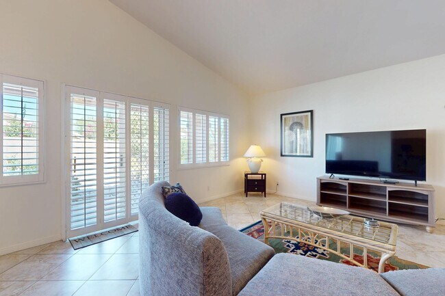 Building Photo - 45576 Whistler Ct