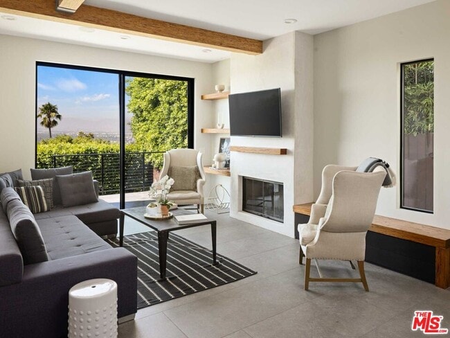 Building Photo - 3606 Berry Dr