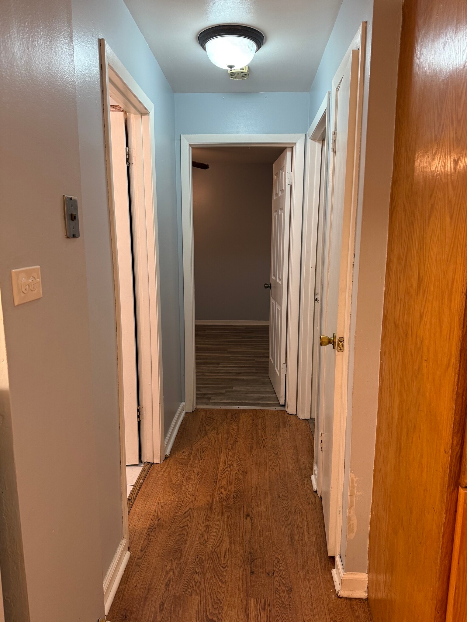 Building Photo - 11925 S Lawndale Ave