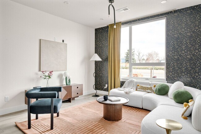 Building Photo - Brand New 3 Bed 2.5 Bath Townhome in Westminster-Available NOW!