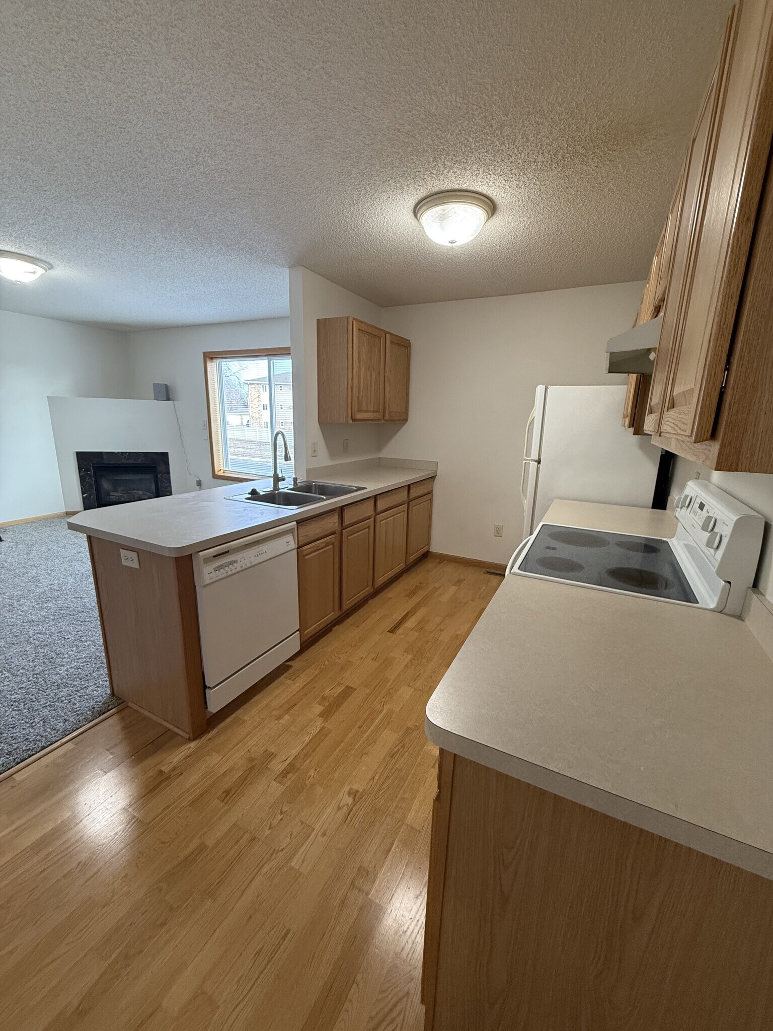 Building Photo - 5293 Manchester Dr