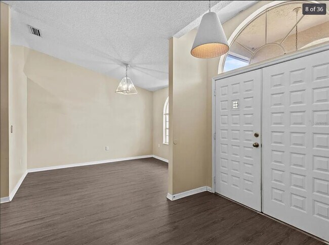 Building Photo - 1680 Cobble Ct