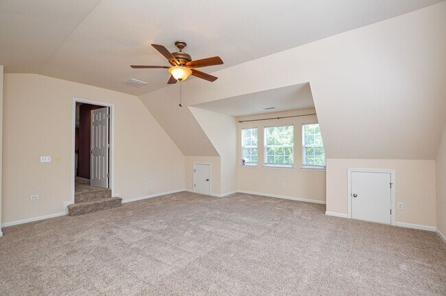 Building Photo - Elegant 4-bedroom Home in Desirable Callonwood Neighborhood in Matthews, NC