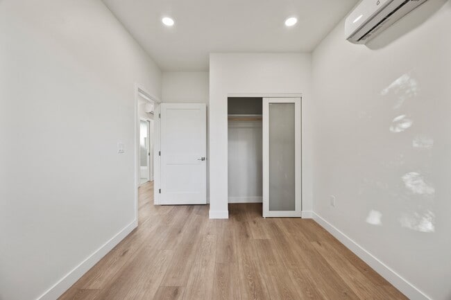 Building Photo - 5008 P St