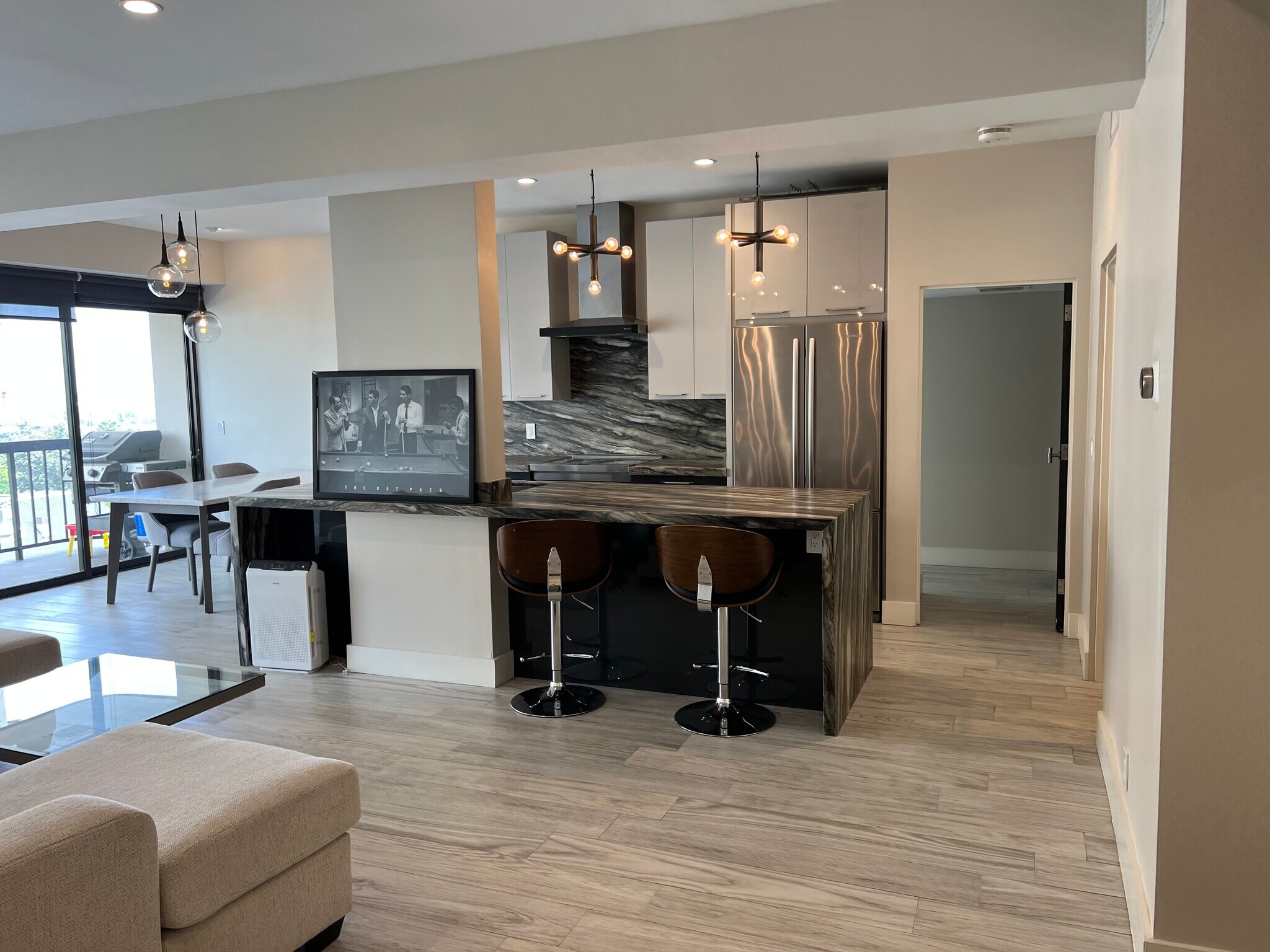 Building Photo - 10790 Wilshire Blvd