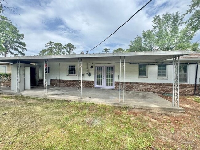 Building Photo - 5 Ossabaw Rd