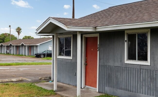 Building Photo - 1010 Behmann St