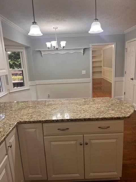 Building Photo - 871 Cedar Trce SW