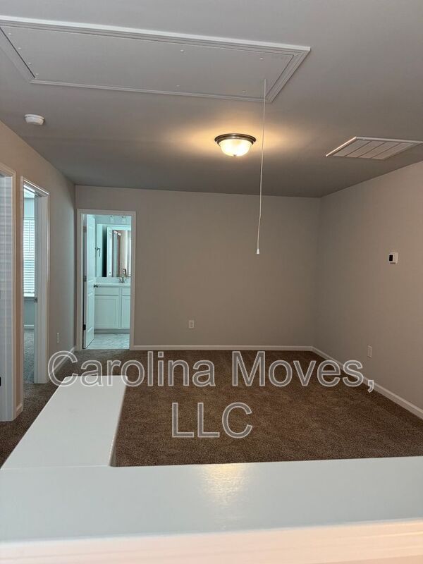 Building Photo - 11 Limestone Wy