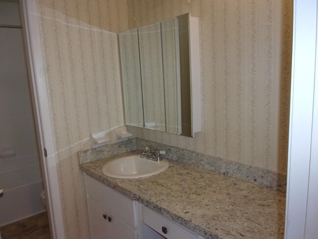 Building Photo - 405 Flagler Blvd