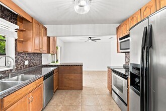 Building Photo - 3310 NW 90th Ave
