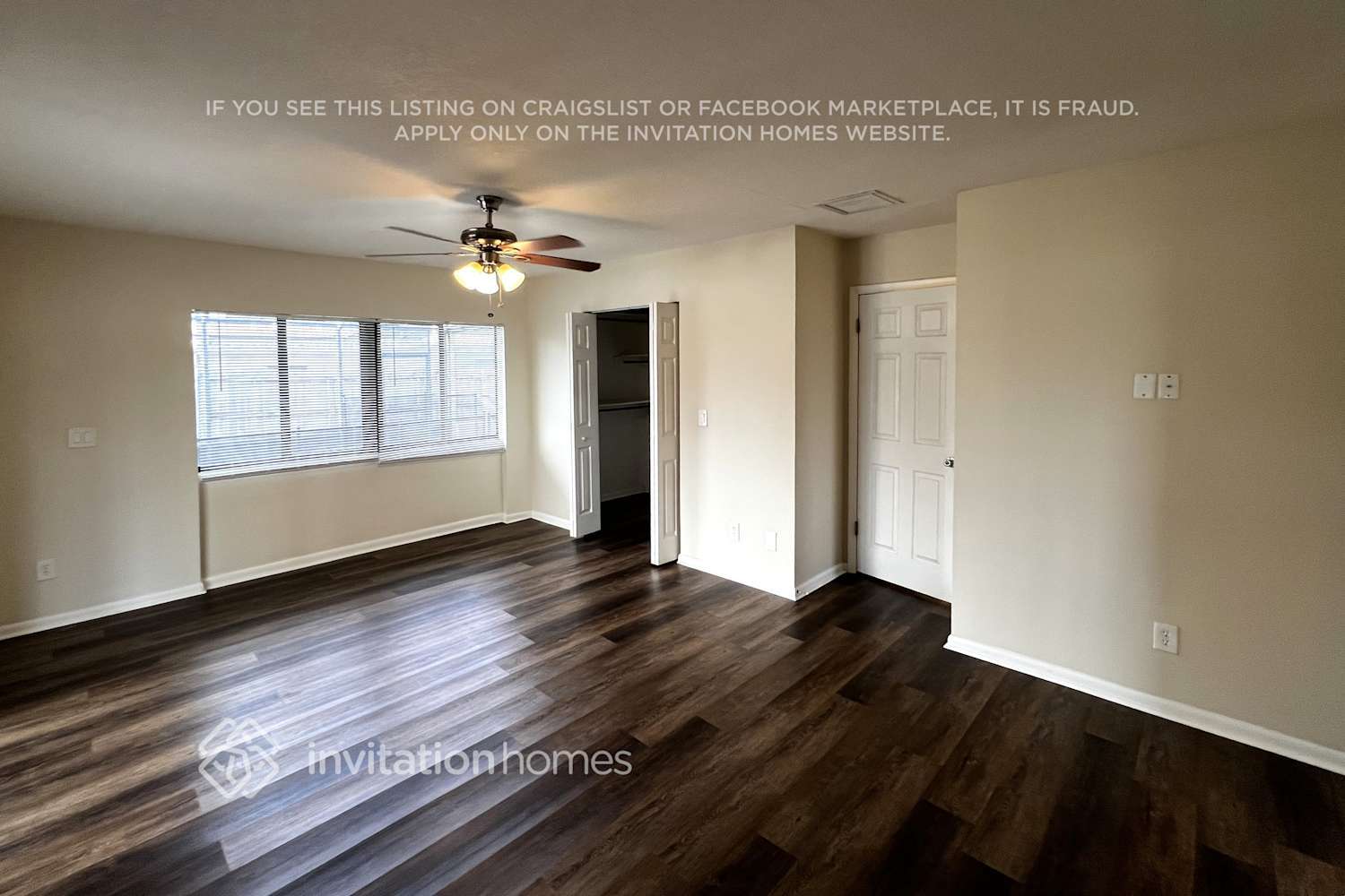 Building Photo - 832 SE Thornhill Dr