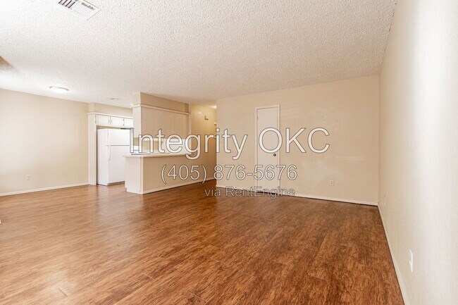 Building Photo - 618 Welston Cir