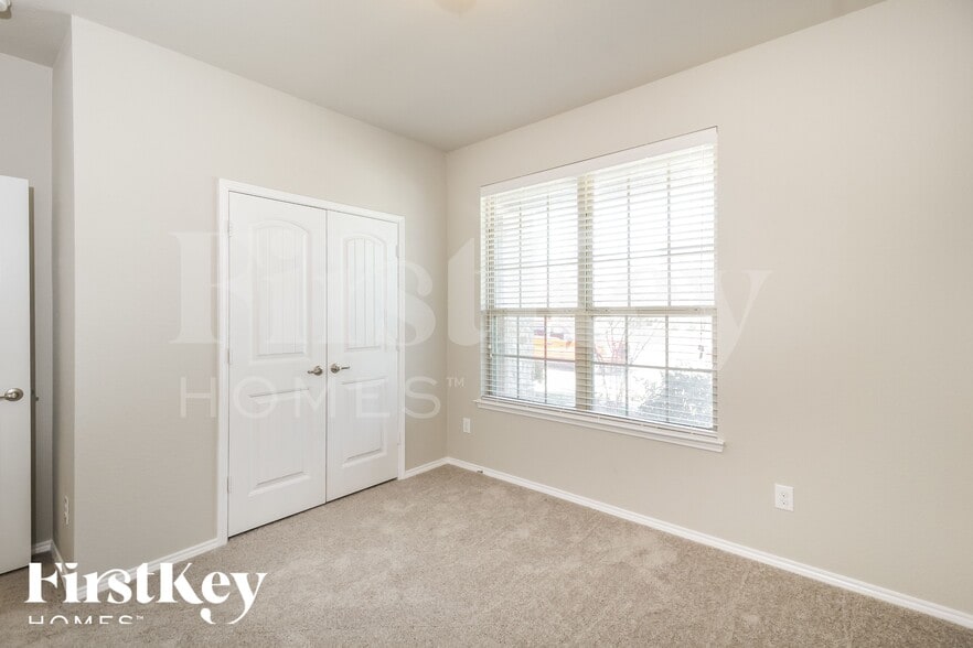 Building Photo - 3712 Fossil Tree Ln