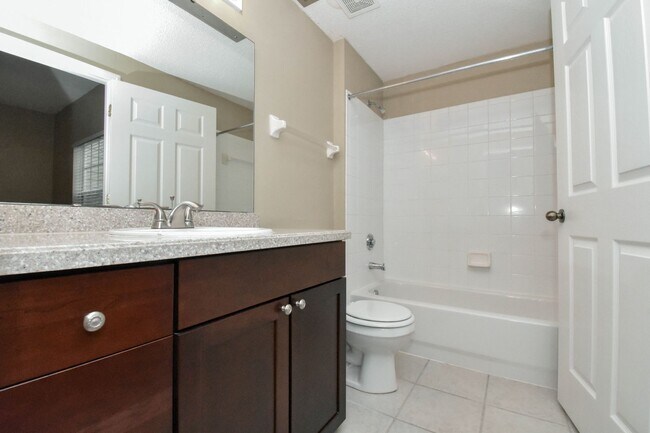 Building Photo - 10000 SW 52nd Ave