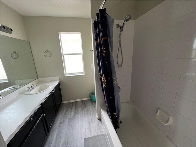 Building Photo - 755 Riggs Cir