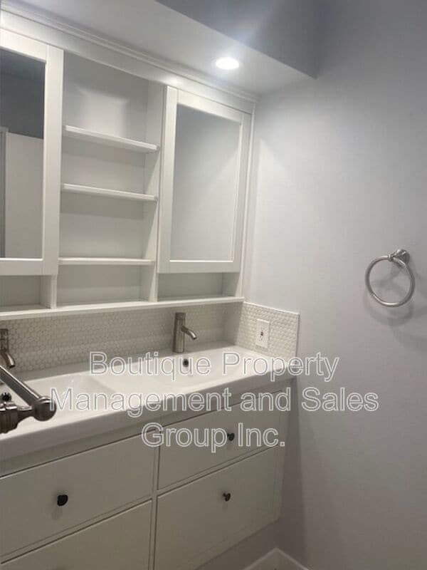 Building Photo - 23331 Caminito Telmo