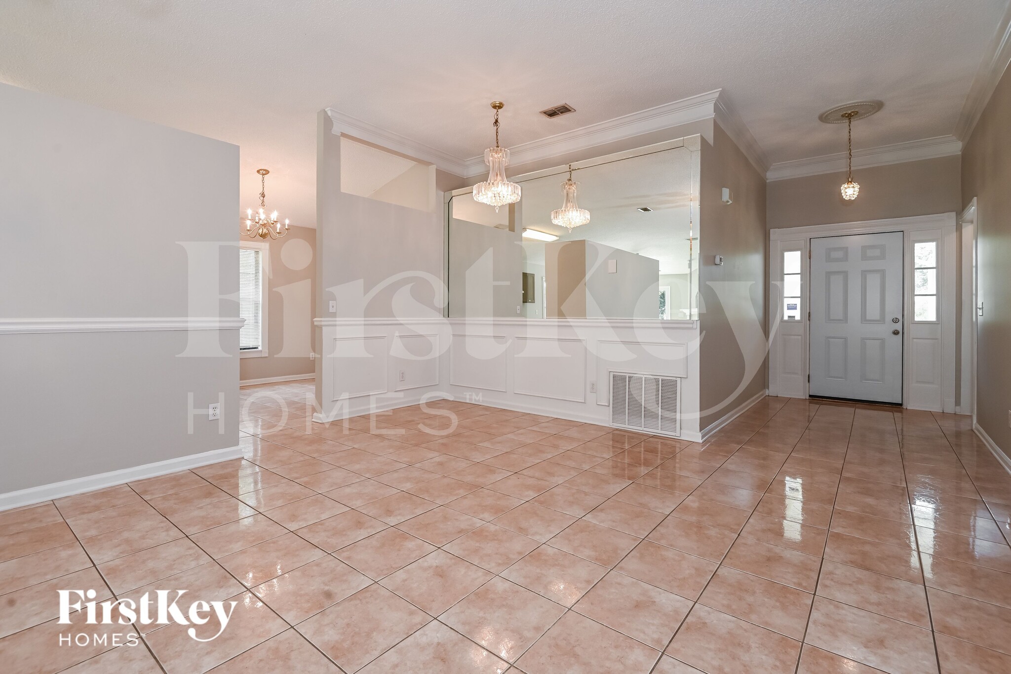 Building Photo - 4576 Antler Hill Dr E