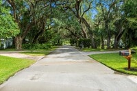 Building Photo - 2706 10th Ave