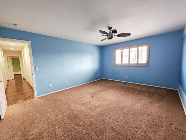 Building Photo - Marshall Ranch 5 bedroom!!  Available Now.
