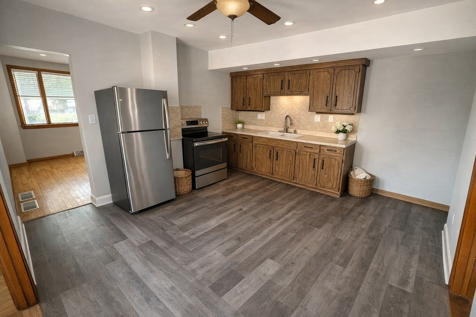 Building Photo - 1910 Coltman Rd